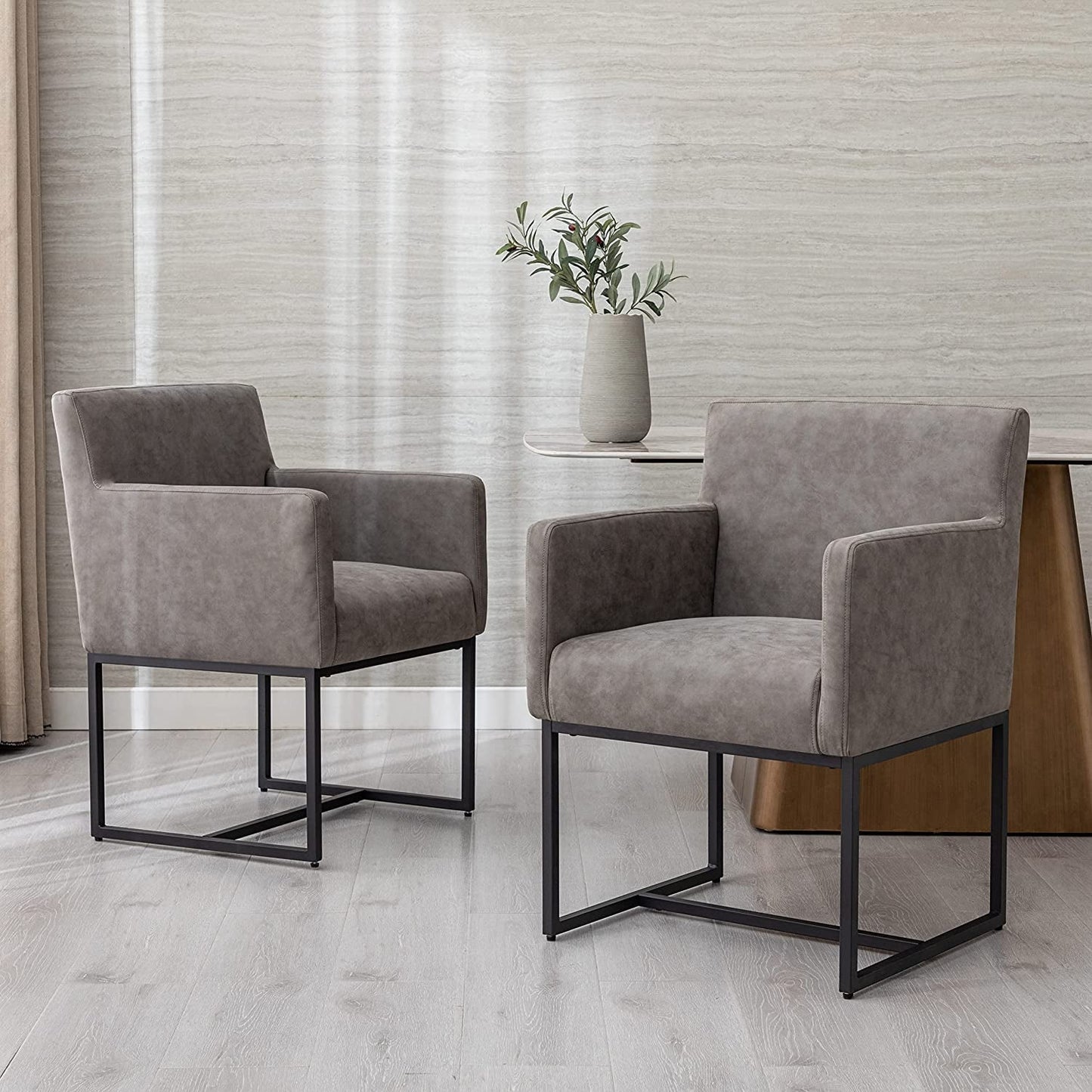 Elegant Set of 4 Upholstered Dining Armchairs